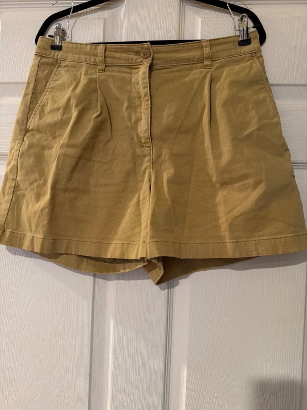 J.Crew Womens Khaki Chino Shorts Size 8 Mid-Rise Sustainable Cotton Blend - Picture 1 of 4